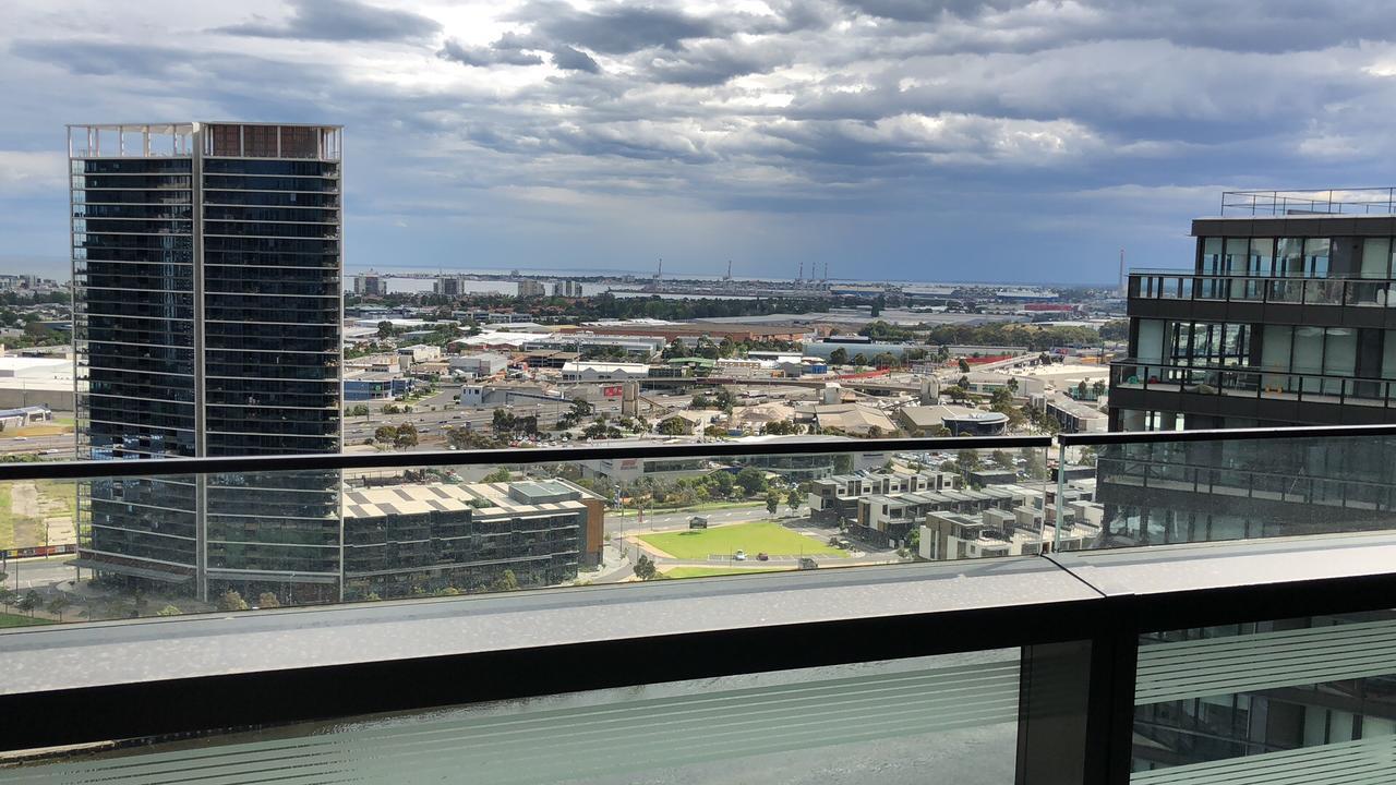 Winston Apartments Docklands Melbourne Exterior photo