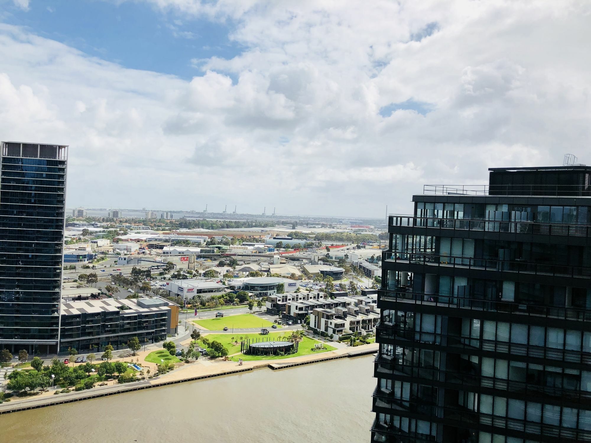 Winston Apartments Docklands Melbourne Exterior photo